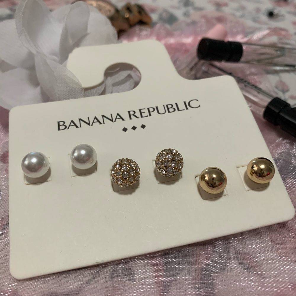 🌺SALE🌺 BRFS 3-Piece Set of Earrings